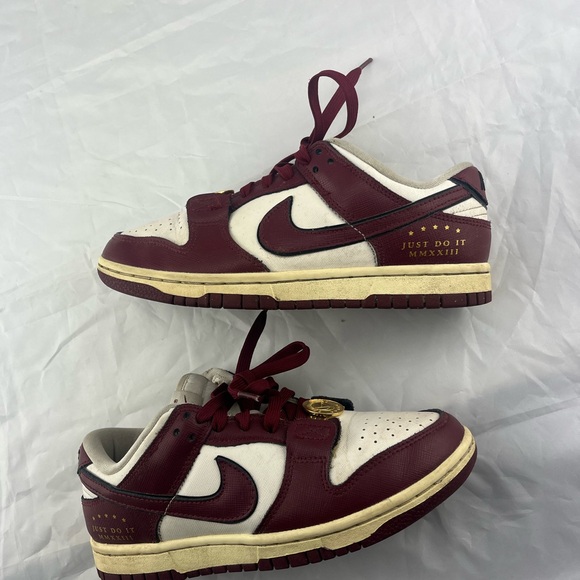 Women’s Nike Dunks Size 6.5 - Picture 3 of 6